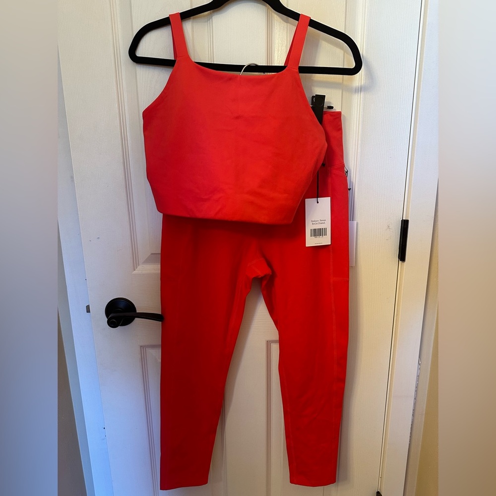 NWT Girlfriend Collective Set